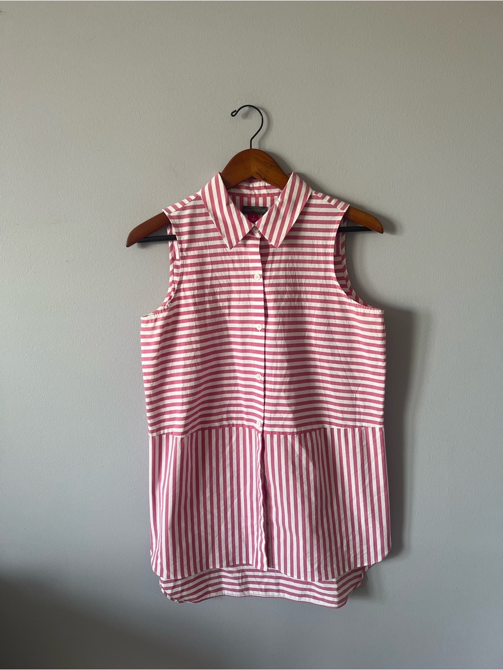 Vince Camuto Pink & White Striped Sleeveless Button-Down Blouse